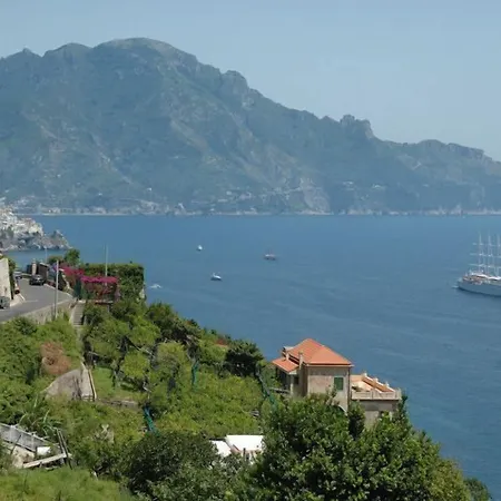 Costa D'amalfi فندق مبيت وإفطار أمالفي