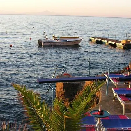 Costa D'amalfi أمالفي