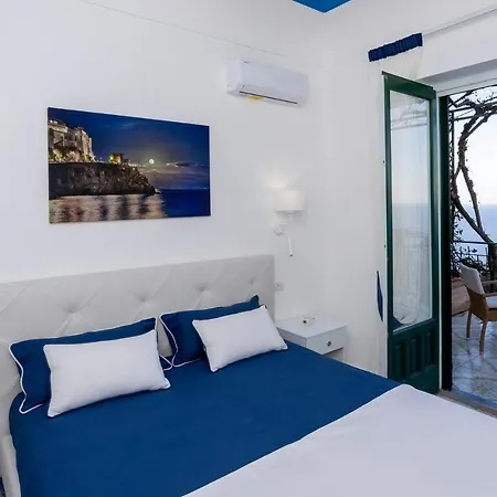 Alojamento de Acomodação e Pequeno-almoço Costa D'amalfi