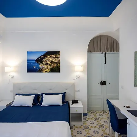 Costa D'amalfi Alojamento de Acomodação e Pequeno-almoço 4*