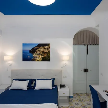 Costa D'amalfi Амальфи
