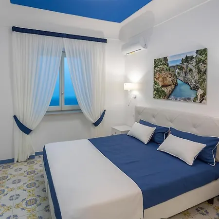 فندق مبيت وإفطار Costa D'amalfi 4*