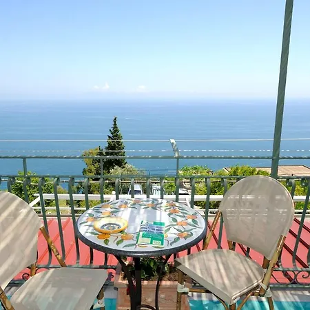 Costa D'amalfi Bed & Breakfast 4*